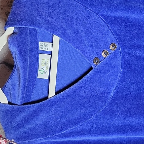 Denim & Co  Active Womans Velour Tops Set of 3, Size 2X, 3/4 Sleeves, Side Slit - Picture 5 of 7